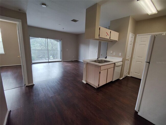 Foto del edificio - 13215 Sanctuary Cove Dr