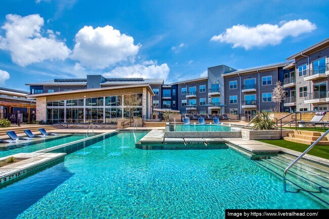 Foto del edificio - 6-8 Weeks free on select units, 12-15 mont...
