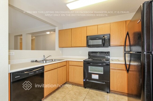 Foto del edificio - 11542 W Flores Dr