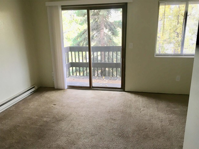 Building Photo - 1327 W 27th Ave