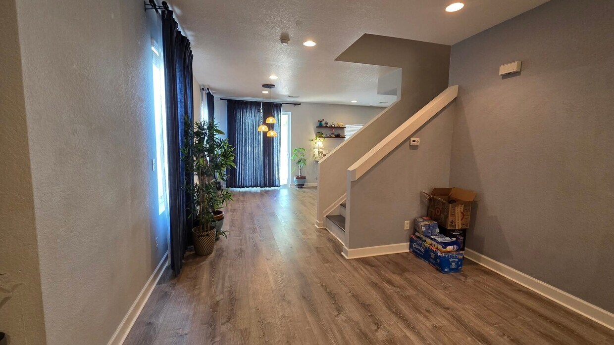 Building Photo - 4657 Andes Way