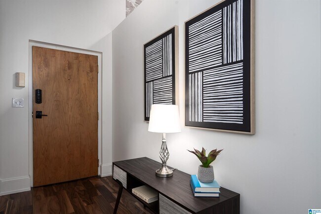 Foto del edificio - 2217 2nd Ave N