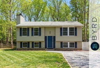 Building Photo - 2411 Carriage Creek Rd