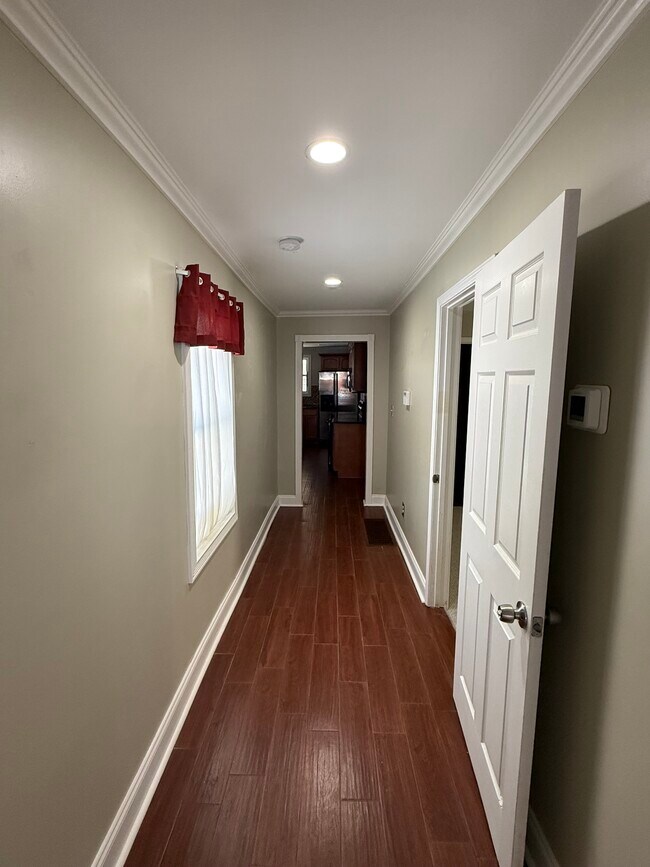 Foto del edificio - 3446 W Jefferson St
