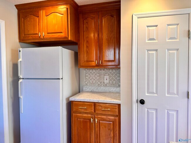 Foto del edificio - 2509 Reabok Cir SW