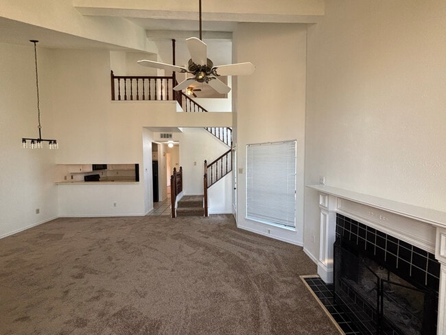 Photo - 4719 N Galloway Ave Apartment