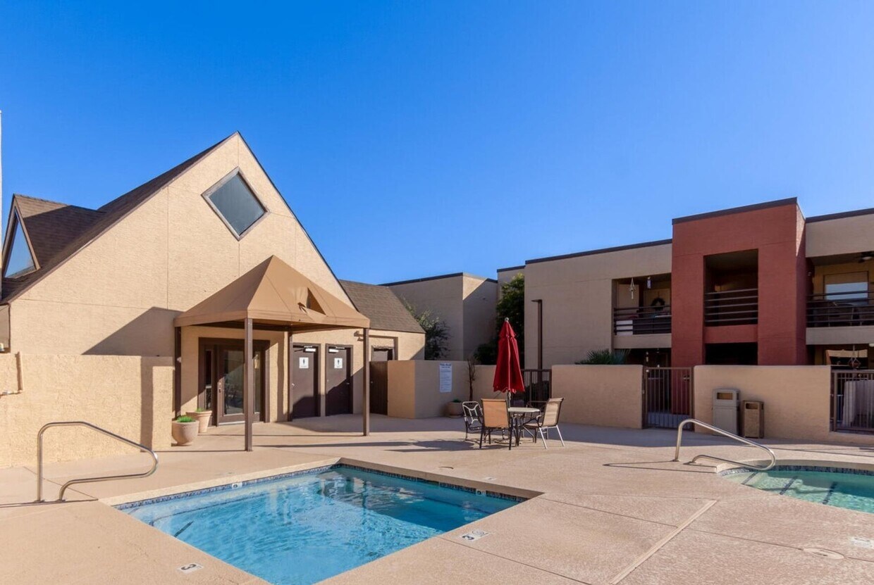 Primary Photo - "FREE RENT! Early move-in available. Inter...