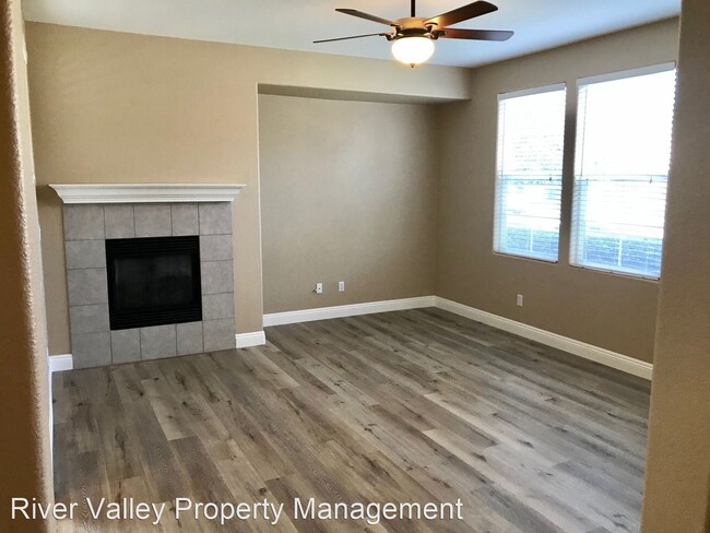 Building Photo - 3 br, 2.5 bath House - 4931 Kokomo Drive