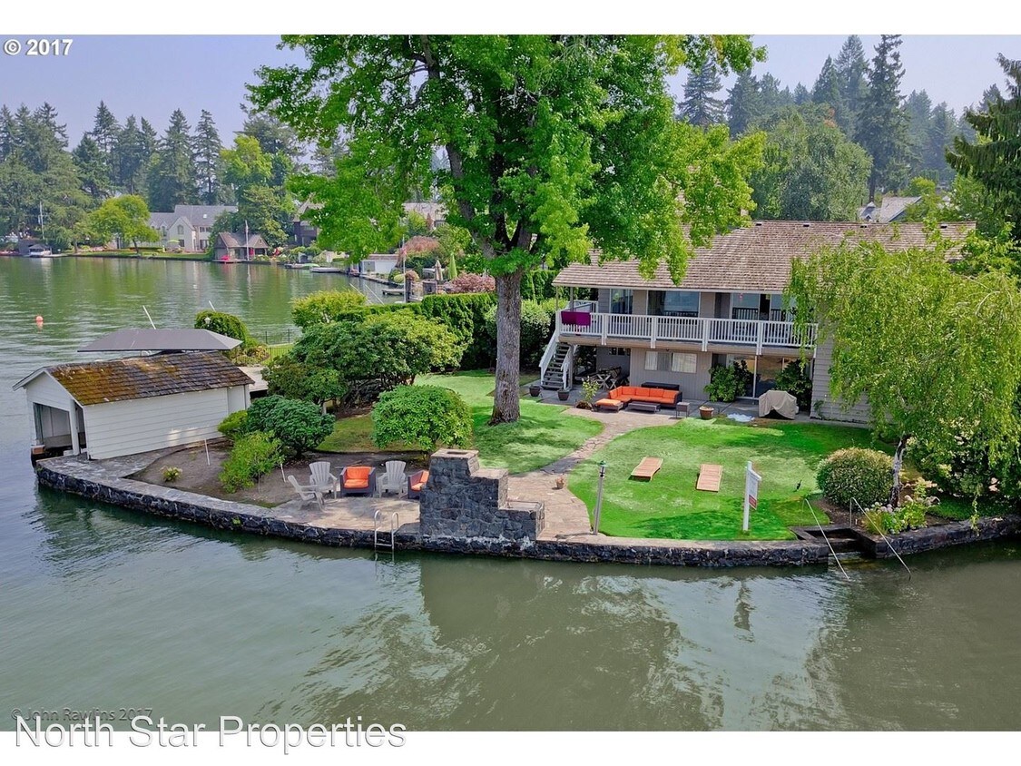 Primary Photo - 5 br, 5 bath House - 951 Westpoint Road