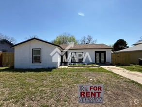 Building Photo - 7210 Glen Cross Dr