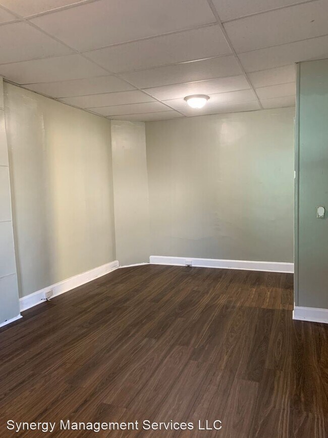 Foto del edificio - 4 br, 1 bath House - 440 Cook Street