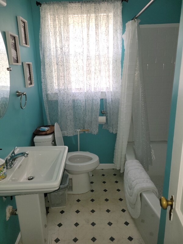 Foto del edificio - 718 McKewn St