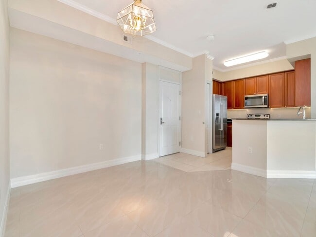 Building Photo - Waterfront Penthouse Living – Luxury 3 Bedroom / 2 Bath Condo on the Water