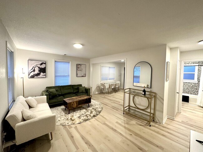 Foto del edificio - 2618 Essex St