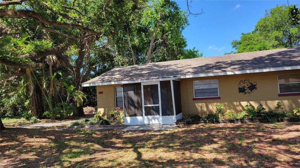 Foto principal - 4464 17th St W