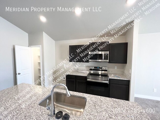 Foto del edificio - 1618 136th St