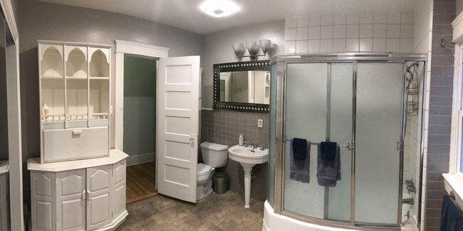 Baño - 135 Clubhouse Ave