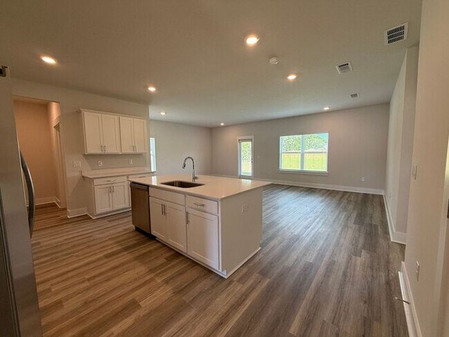 Foto del edificio - Gulf Breeze - Deer Ridge Crossing - 4 bedroom, 2.5 bathroom - New Construction