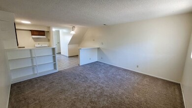 Building Photo - 8031 Fillmore Dr