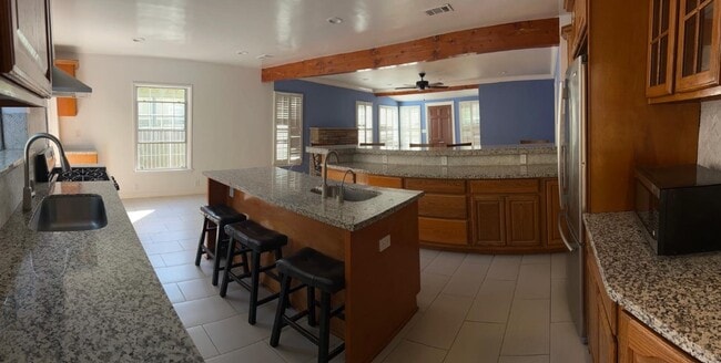 Building Photo - 11284 Sardis Ave