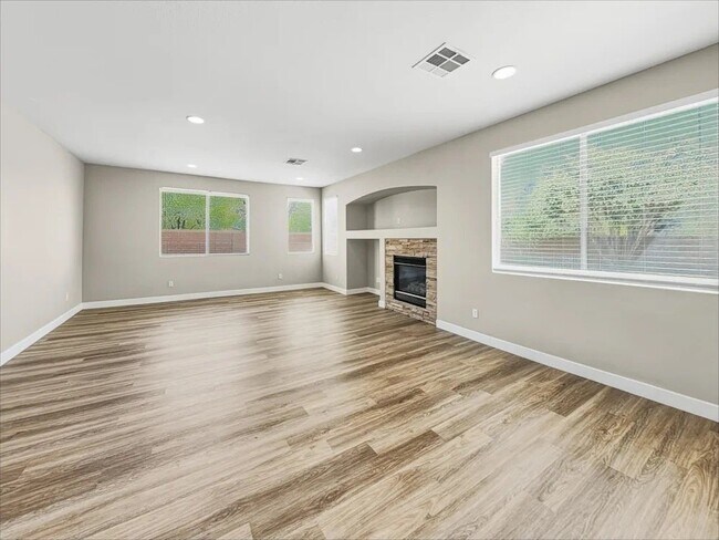 Foto del edificio - 3326 Chesterbrook Ct