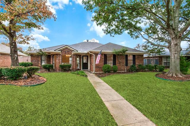 Building Photo - 1506 Gardenia Dr