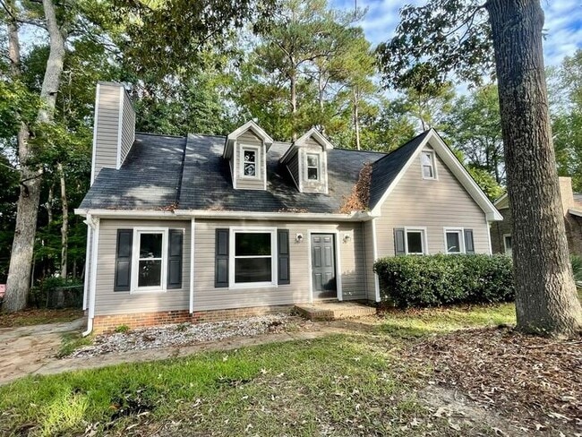 Building Photo - St. Andrews- Offering Self Guided Tour with RENTLY!