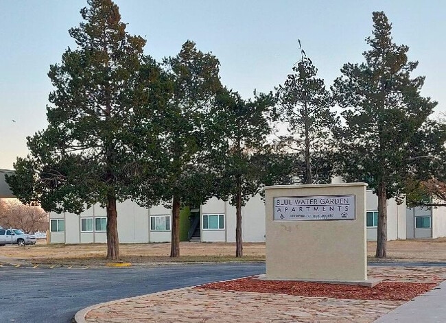 Bienvenido a la Comunidad - Blue Water Garden