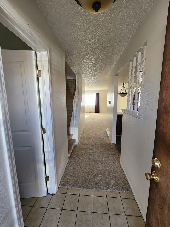 Building Photo - ALL PROSPECTIVE TENANTS MUST SUBMIT A $58 NON-REFUNDABLE APPLICATION FEE PER APPLICANT ONLINE AND...