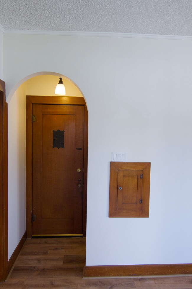 Main Entrance - 108 W Acacia Ave