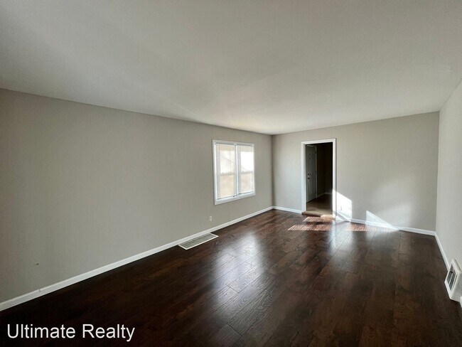 Building Photo - 3 br, 1 bath House - 10877 Pear Tree Ln.