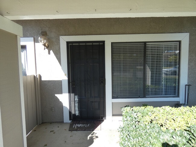 Building Photo - Knollwood Terrace Townhome in Orcutt Area