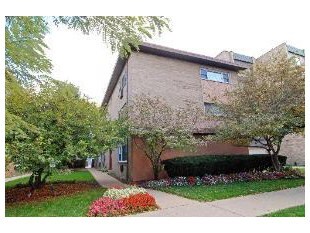 Foto principal - 216 S Oak Park Ave