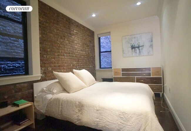 Foto del edificio - 254 W 15th St