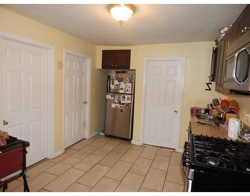 Foto del edificio - 202 School St