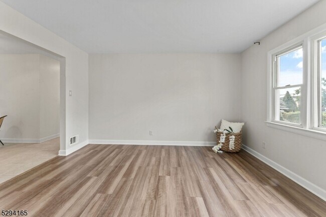 Foto del edificio - 19 Wright Ct