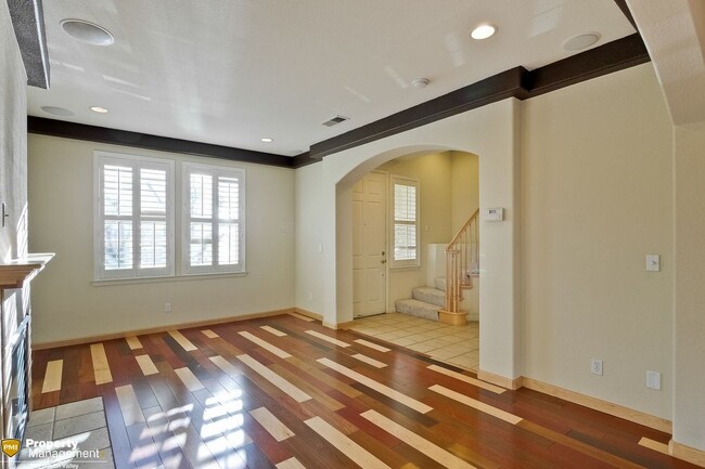 Building Photo - 5589 Cedar Garden Court