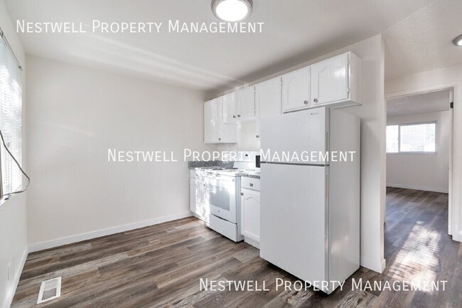 Building Photo - 2465 E 3300 S