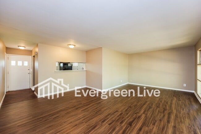 Building Photo - 8715 Desoto Dr