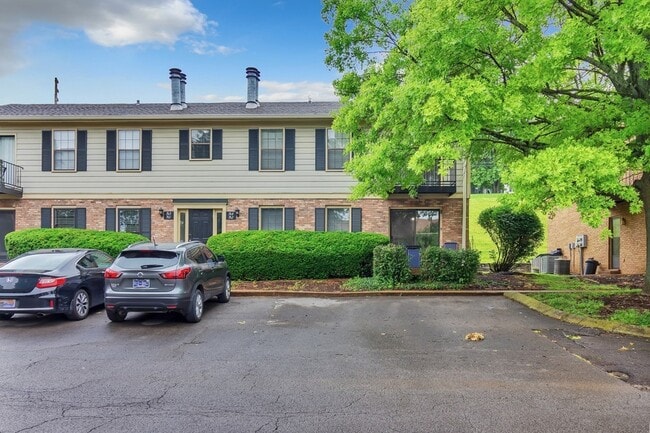 Photo - 764 Fox Ridge Dr Apartment