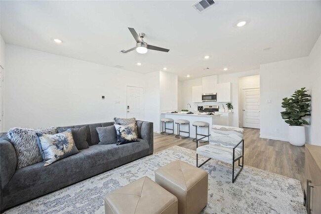 Foto del edificio - 5930 Manning Oaks St