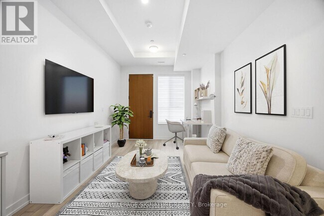 Building Photo - 5 Red Squirrel Ln.