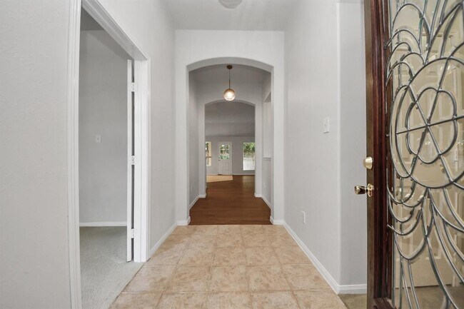 Building Photo - 21106 Brookrock Cir