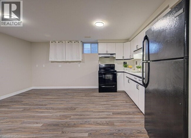 Building Photo - 15 Santa Maria Dr