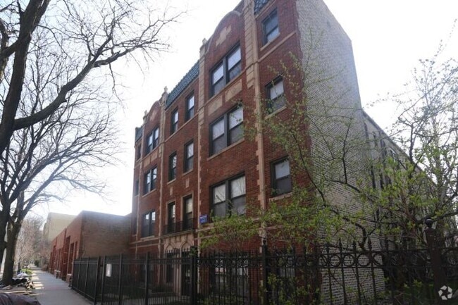 Building Photo - 4549 N Damen