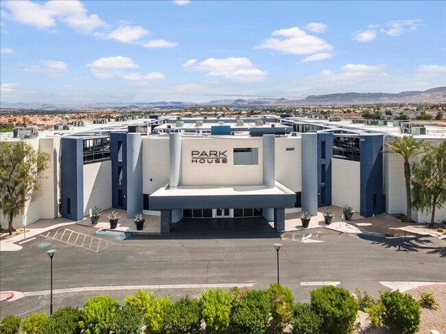 Building Photo - Stunning 2 Bedroom, 2 Bathroom Home!