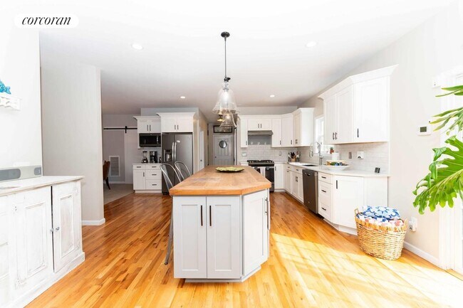 Foto del edificio - 9 Dayton Ave