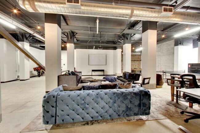 Foto del edificio - bedroom in Oakland CA 94607