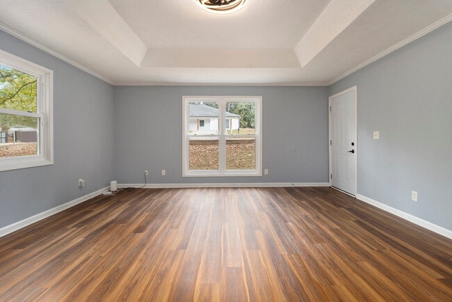 Building Photo - 1117 Summer Brook Rd