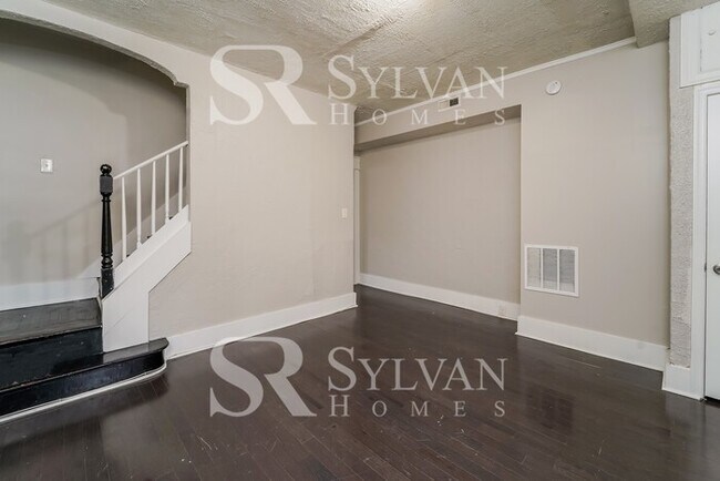 Building Photo - Life Just Got Better!